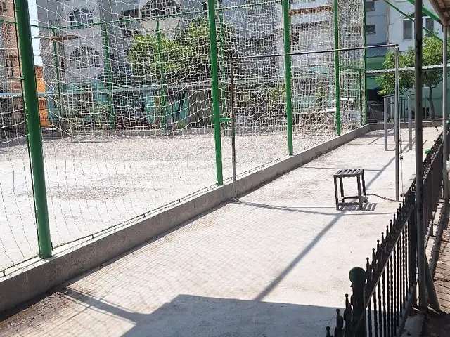 Сетка барои майдони варзиши, Худжанд