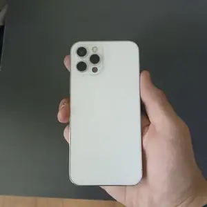 Apple iPhone 12 pro, 128 gb, Silver, Ваҳдат