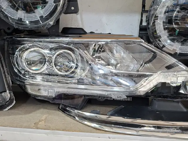 Передние фары на Toyota 55, Душанбе