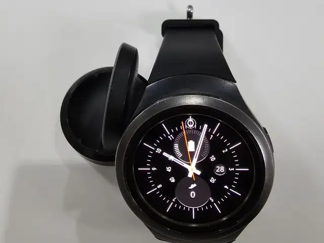 Смарт часы Samsung Gear S2 SM-R730S -4 ГБ, Хуҷанд