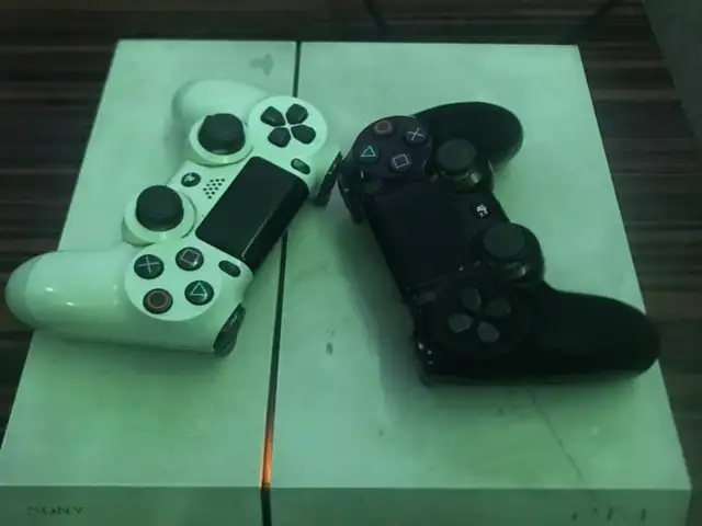 Игровая приставка Sony PlayStation 4 Fat, Душанбе
