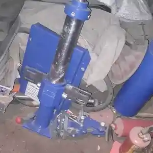 Домкрат, Душанбе