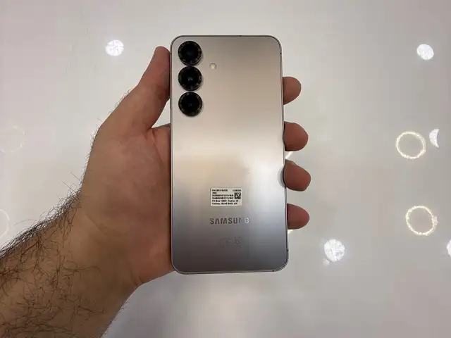Samsung galaxy S25, Душанбе