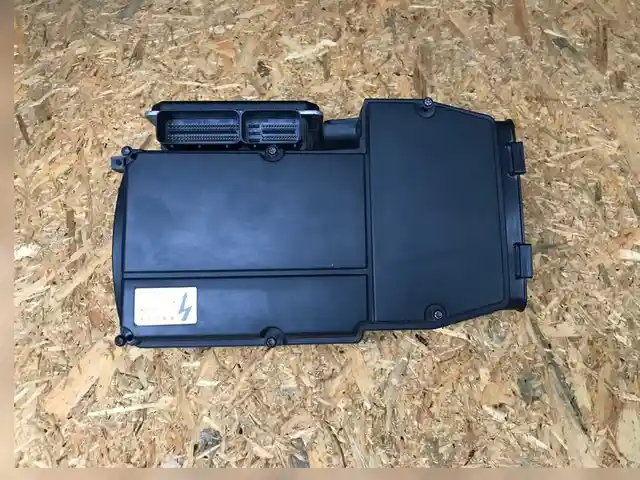 Корпус воздушного фильтра Mercedes Benz двигатель M271, w211, w203, w204, w212, Душанбе