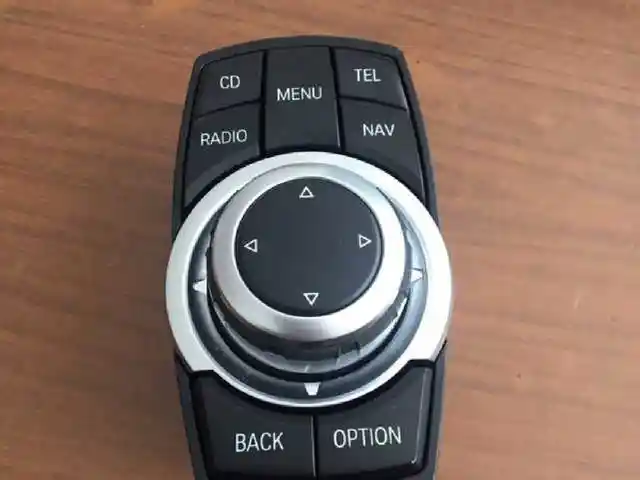 Джойстик от BMW, Худжанд