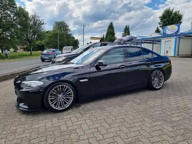 Коврик капота от BMW f10, Худжанд