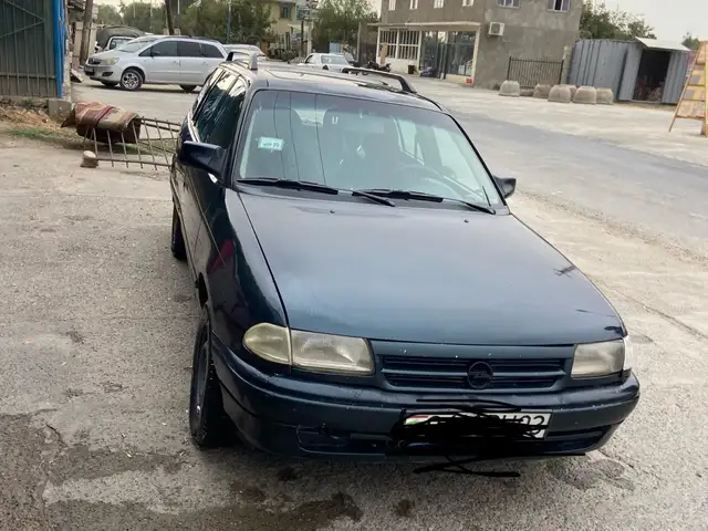 Opel Astra F