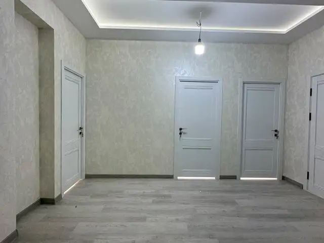 2-комн. квартира, 5 этаж, 68 м², 33мкр, Худжанд