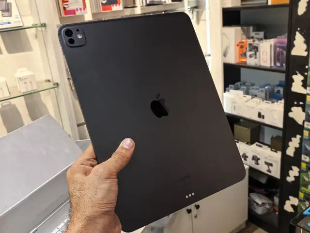 Планшет Apple iPad Pro 13-inch M4 Wi-Fi 256Gb, Душанбе - 12