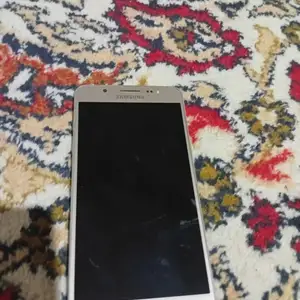 Samsung Galaxy J5, Душанбе