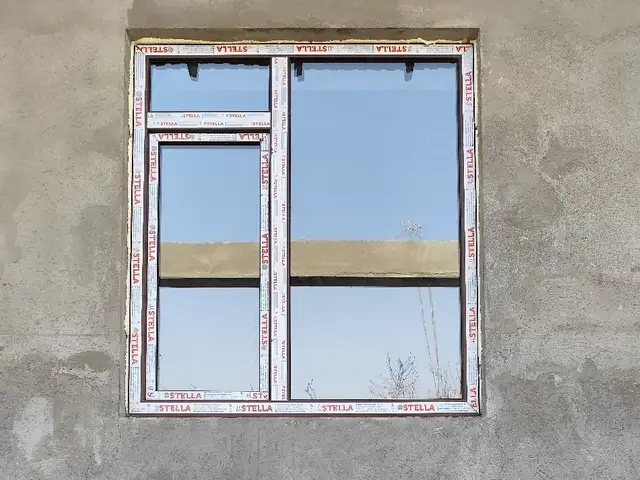 Окна, Худжанд
