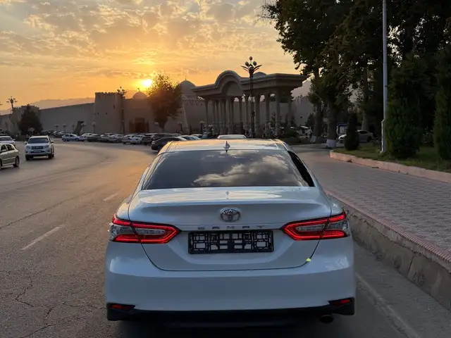 Toyota Camry, 2018, Хуҷанд - 4