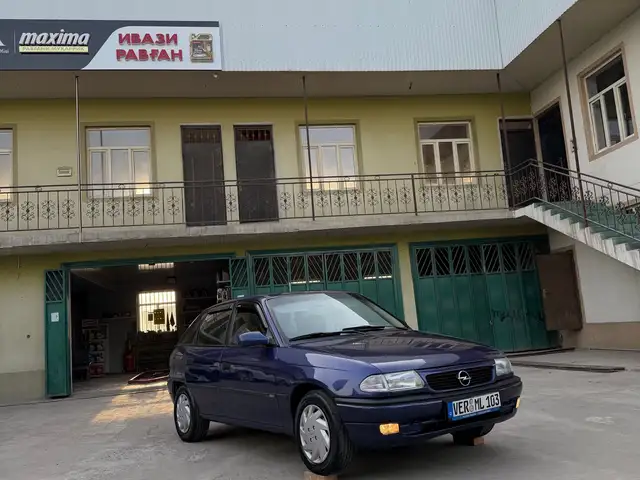Opel Astra F