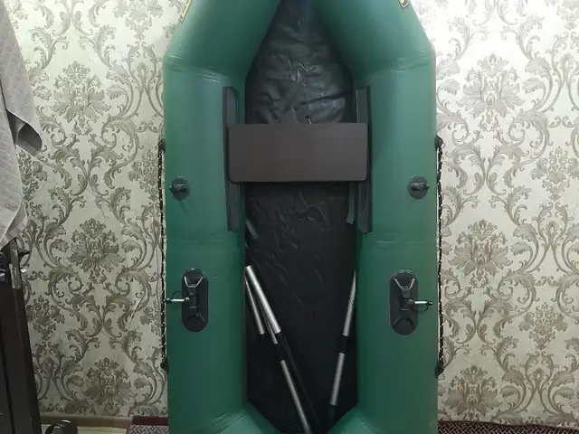 Лодка, Душанбе
