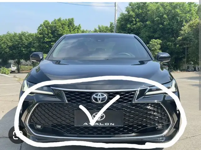Передняя обрисовка от Toyota, Душанбе