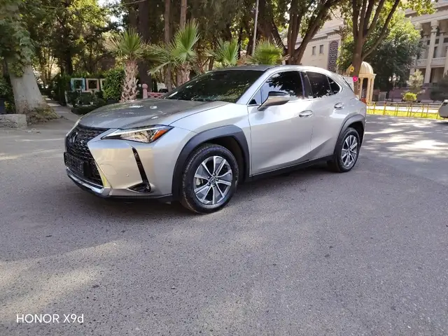 Lexus UX series