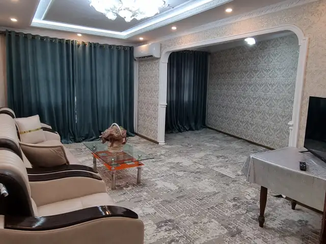 3-комн. квартира, 3 этаж, 100м², 18 мкр, Хуҷанд