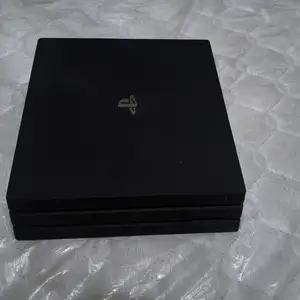 Игровая приставка ps4 pro, Душанбе