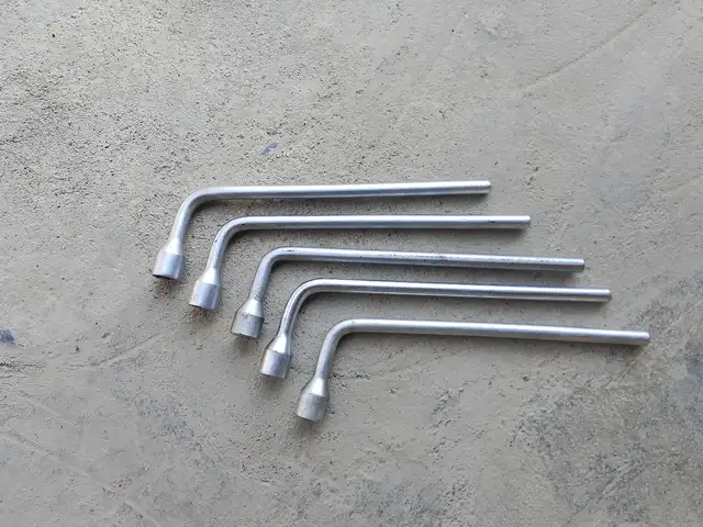 Баллонный ключ для Mercedes-Benz w202 w210 w124 w220 w201, Хуҷанд