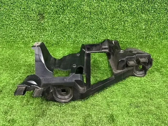 Крепление фары левое BMW, Душанбе