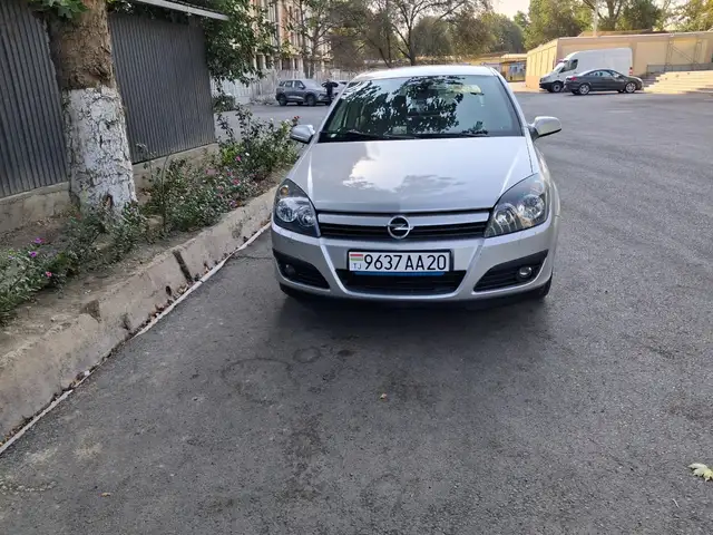 Opel Astra H