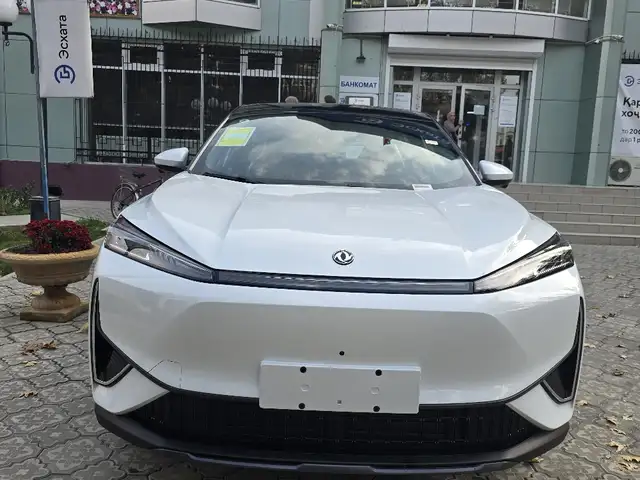 Dongfeng L7