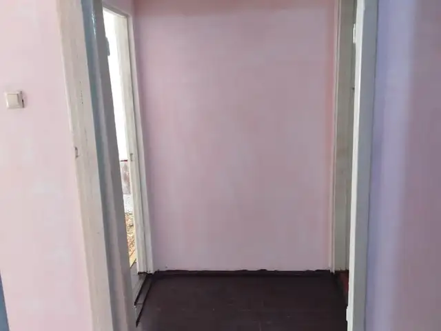 3-комн. квартира, 5 этаж, 66 м², Профсоюз перед школы 90, Душанбе