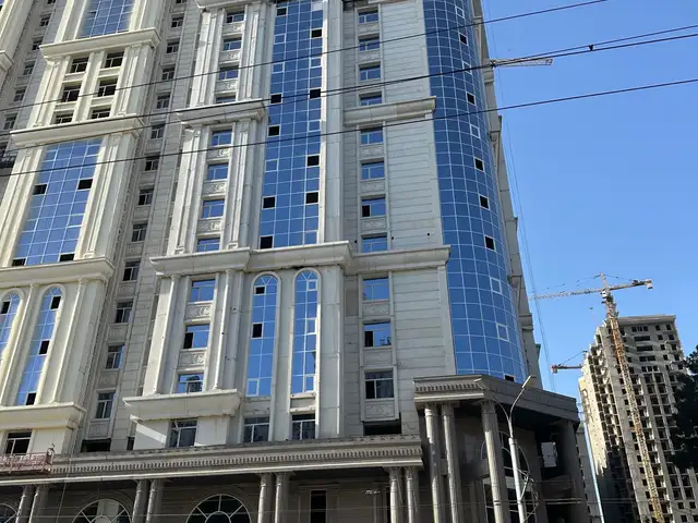 2-комн. квартира, 13 этаж, 97 м², С. Айни, Садбарг, Душанбе