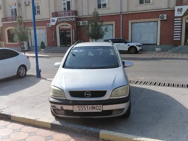 Opel Zafira