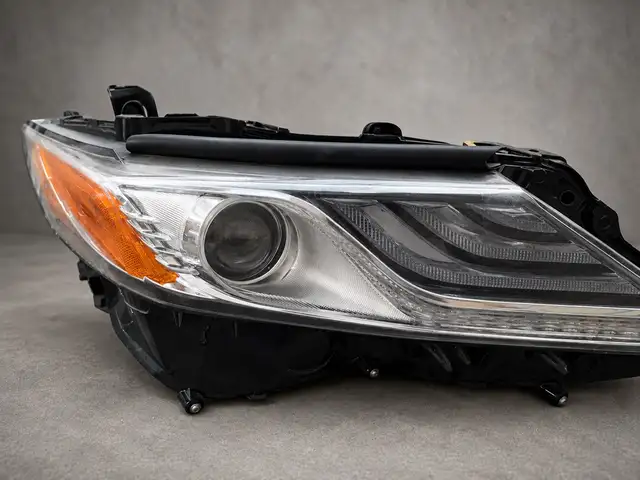 Фары Toyota Camry 70 Camry 6, Душанбе