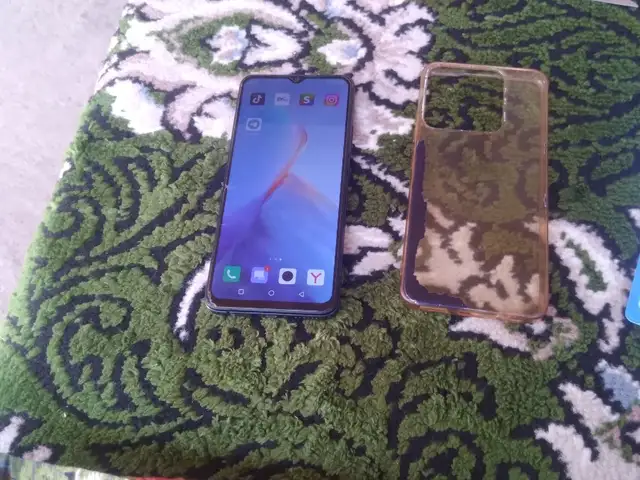 Телефон Infinix, Ваҳдат
