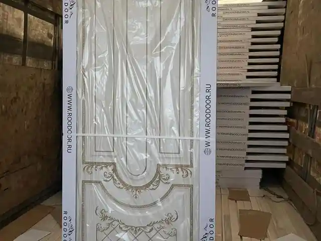 Эмалированная дверь, Душанбе