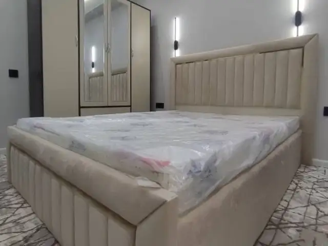 Кровать двуспальная с медицинским матрасом, Душанбе