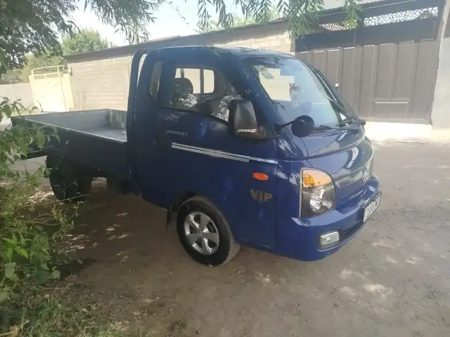 Бортовой автомобиль Hyundai Porter 2, 2015, Гиссар