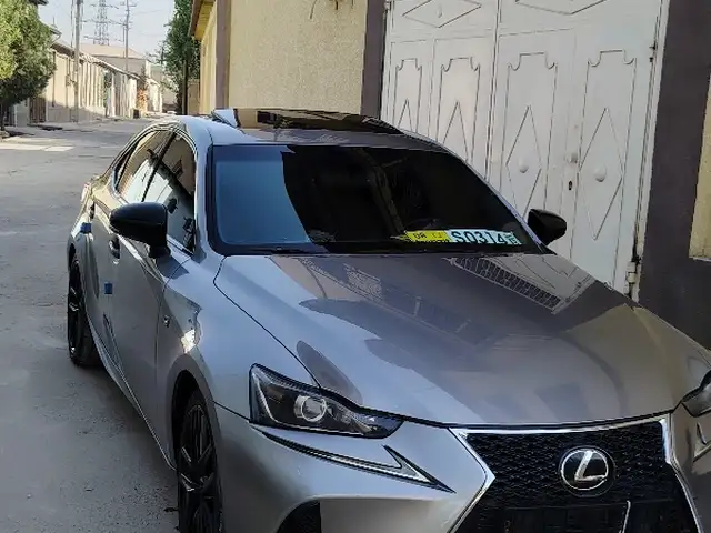 Lexus IS series
