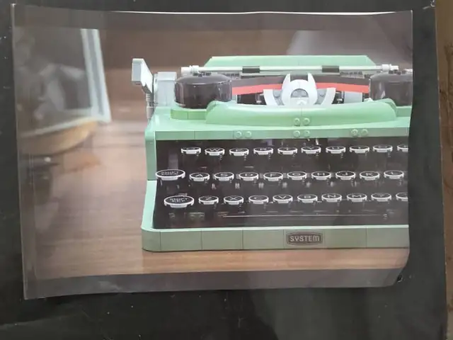Конструктор Машинаи печаткунӣ Typewriter, Левакант (Сарбанд)