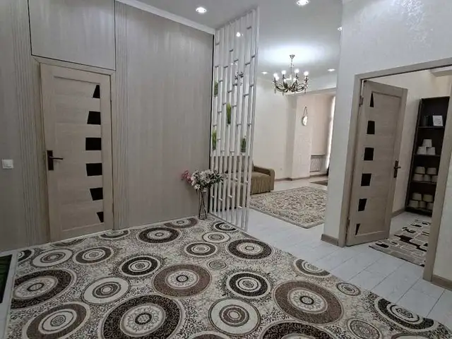 2-комн. квартира, 16 этаж, 60м², Садбарг доми Хочи зафар, Душанбе