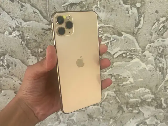 Apple iPhone 11 Pro Max, 64 gb, Gold, Худжанд