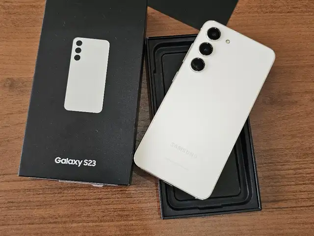 Samsung Galaxy S23 256gb 5G, Худжанд
