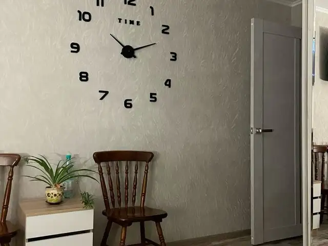 Часы настенные, Худжанд