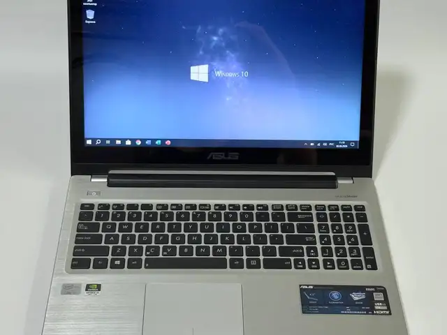 Ноутбук Asus Vivobook S550C i7 Touchscreen, Канибадам