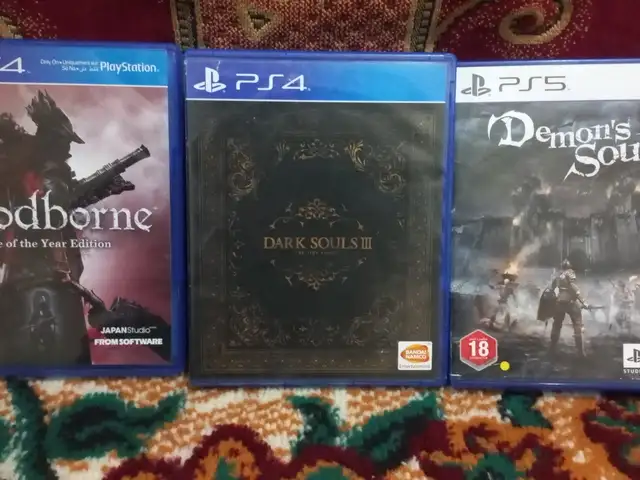 Комплект игр на Sony PlayStation 4/5, Душанбе
