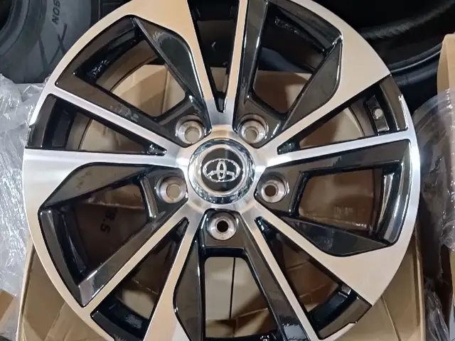 Диски R20 на Toyota Land Cruiser 200, Душанбе