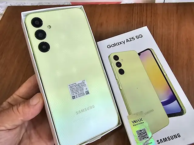 Samsung Galaxy А25 128/8Gb Vetnam 5G Silver, Хуҷанд