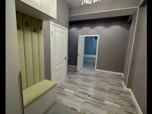 3-комн. квартира, 8 этаж, 93м², Шохмансур зелёный бозори нав , Душанбе