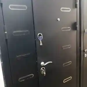 Дверь, Душанбе