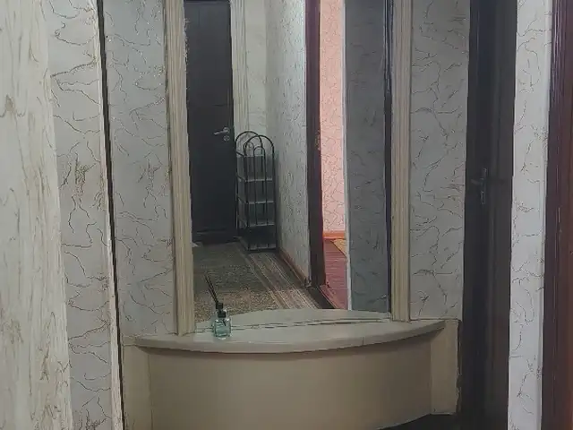 3-комн. квартира, 3 этаж, 50м², Палитехникум пушти Супермаркети Ёсин, Душанбе