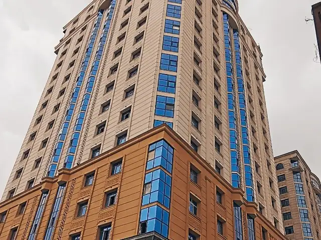 3-комн. квартира, 18 этаж, 112 м², Якка Чинор, Душанбе