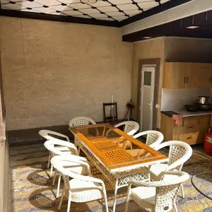 Комплект стола и стулья, Душанбе