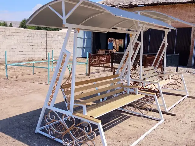 Качели, Душанбе
